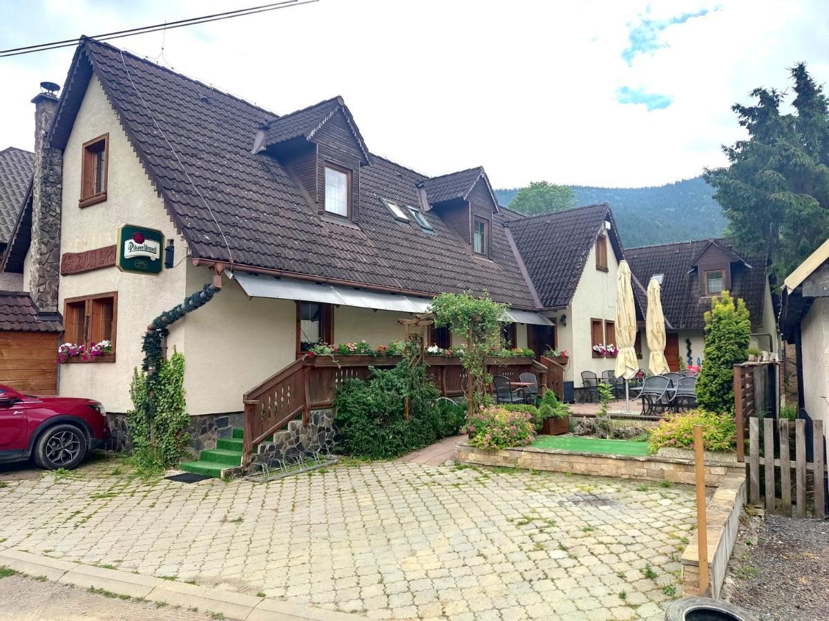 Penzion Leštiny Esterno foto